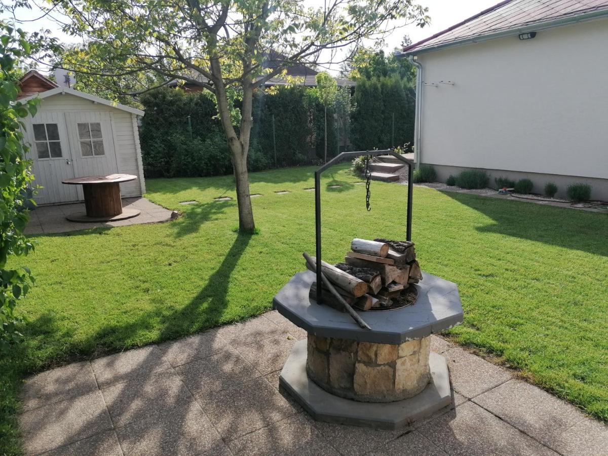 Levelke Mini Apartman Gárdony Buitenkant foto
